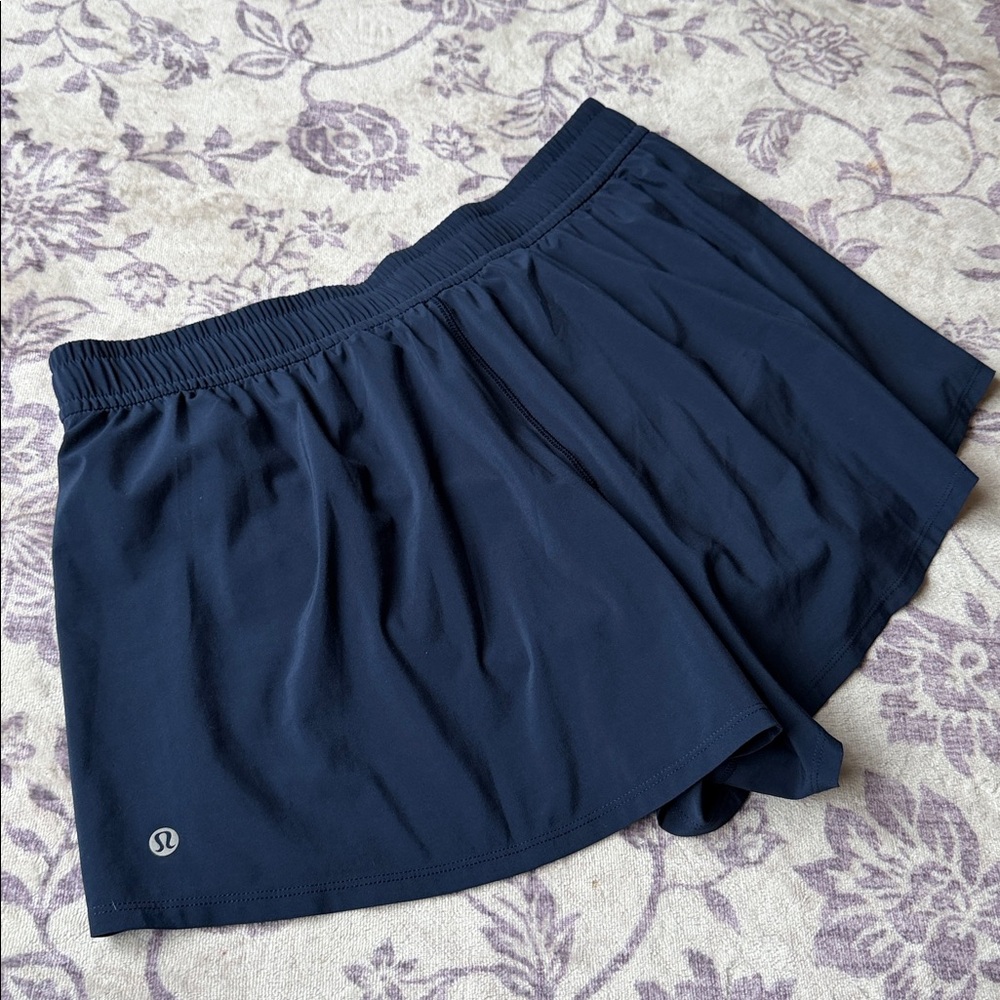 Lululemon Pace Crush Short XL - Picture 3 of 5